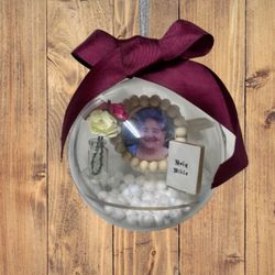 Custom/ Personalized Memorial Ornaments