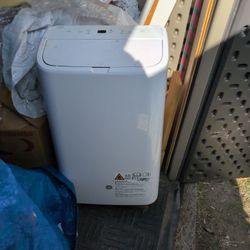 GE Air Conditioner 