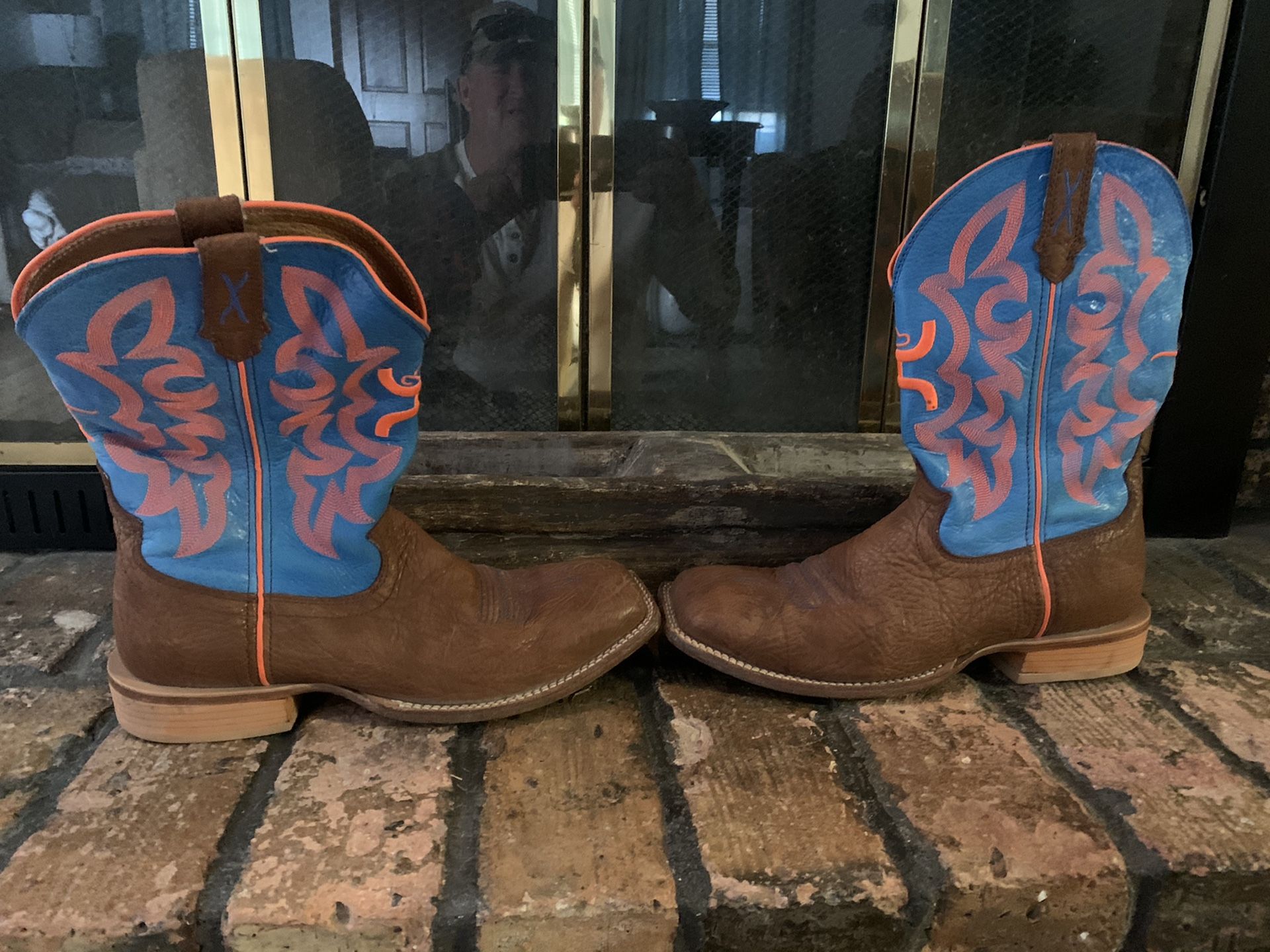 Triple H boots. FOR TRADE.