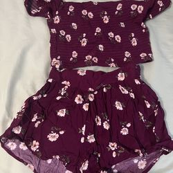 Two piece small woman set shorts and crop top