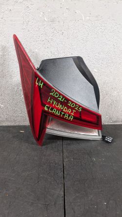 2021-2022-2023-2024-2025 HYUNDAI ELANTRA LEFT TAIL LIGHT OEM #10076
