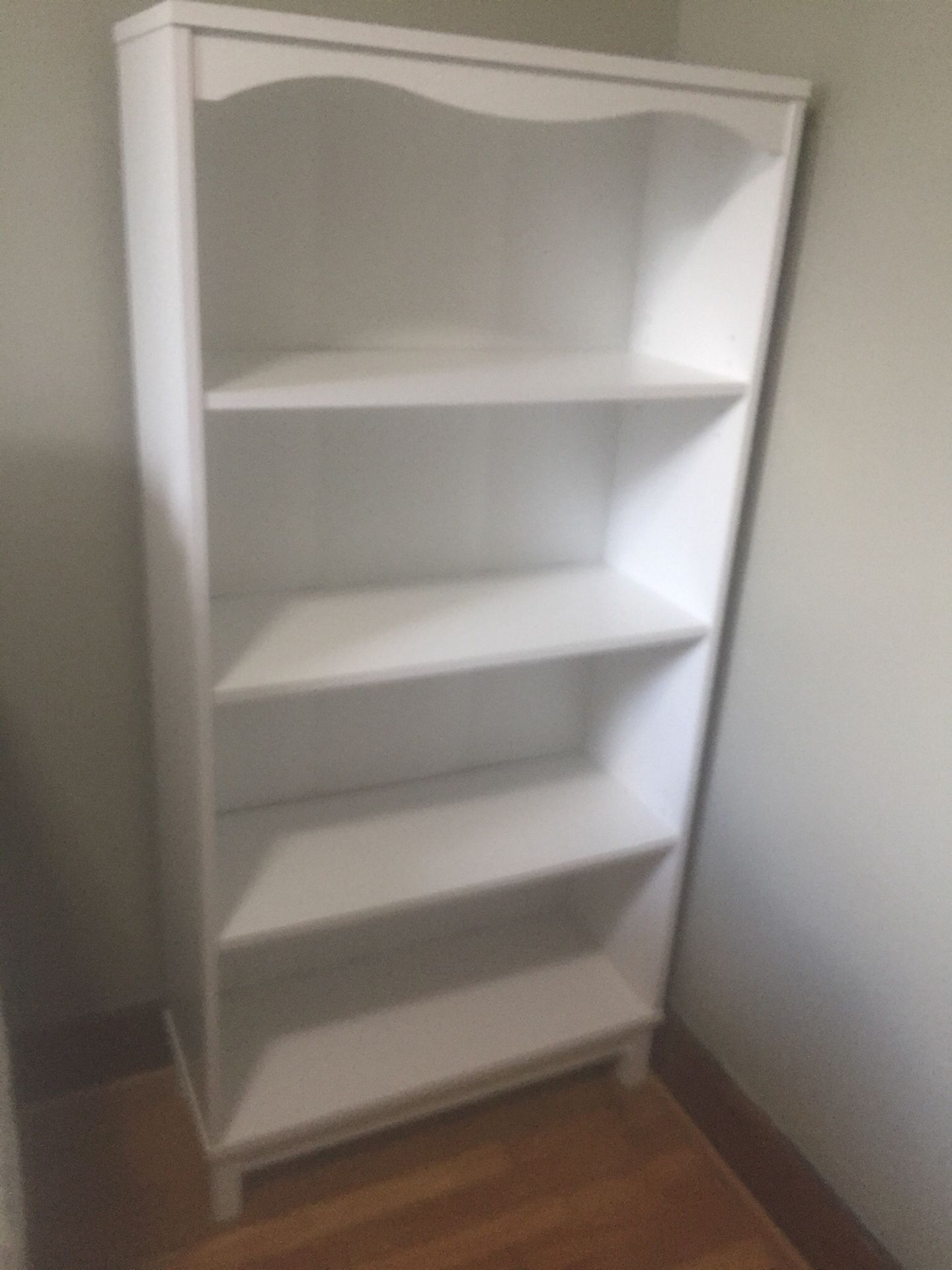 Sauder Storybook Bookcase in Soft White