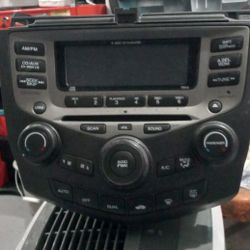 Honda Radio 2003 To 2007 TD Changer Everything Works