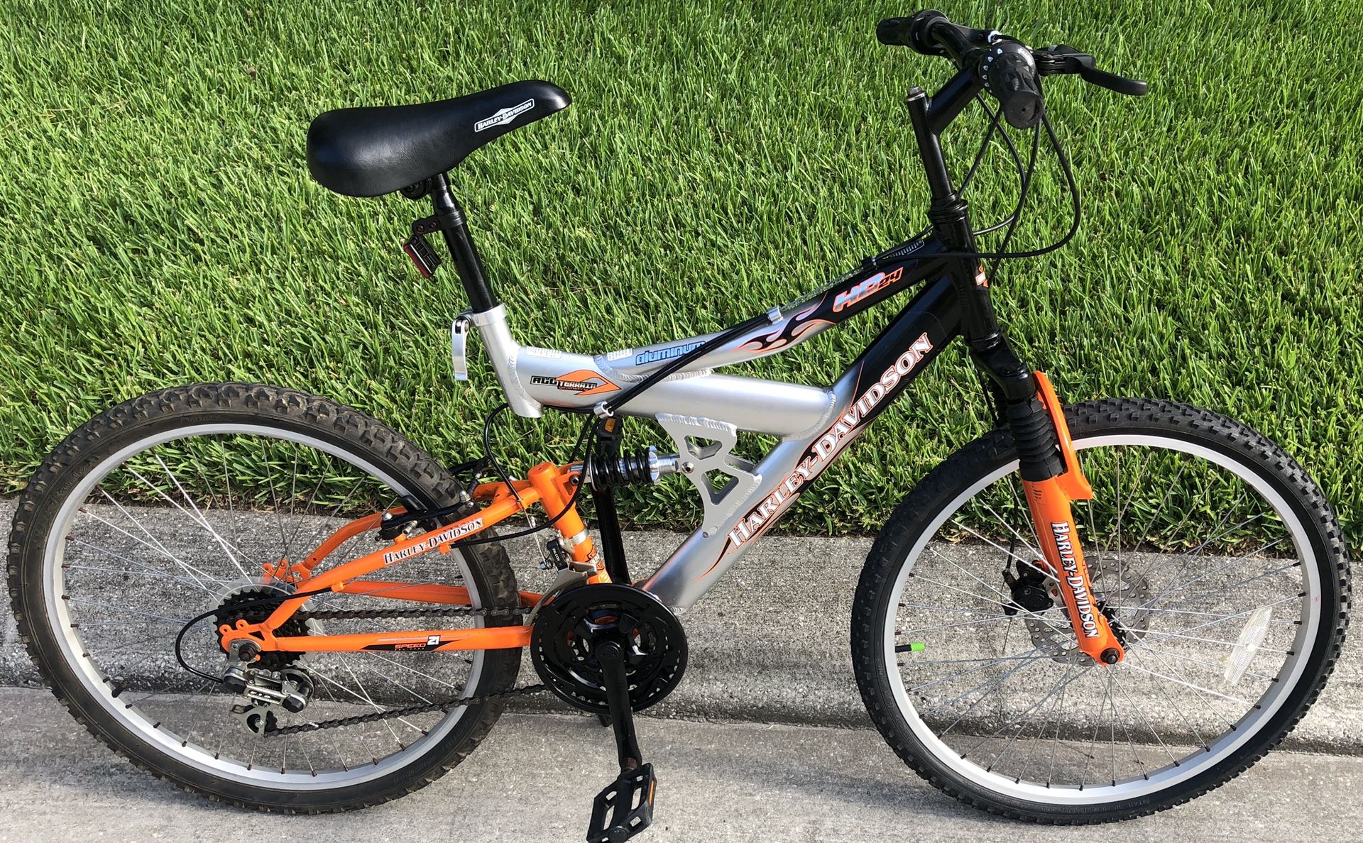 Harley davidson hotsell mountain bicycle