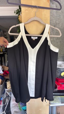 Calvin Klein cold shoulder blouse size large