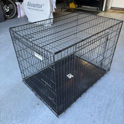 LARGE DOG CRATE