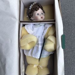 Vintage Collection Moments Treasure Porcelain Doll (Limited Edition Blossom)
