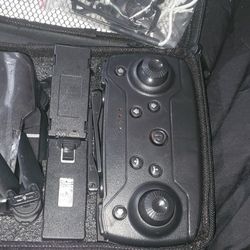 Drone + 2 Batteries 