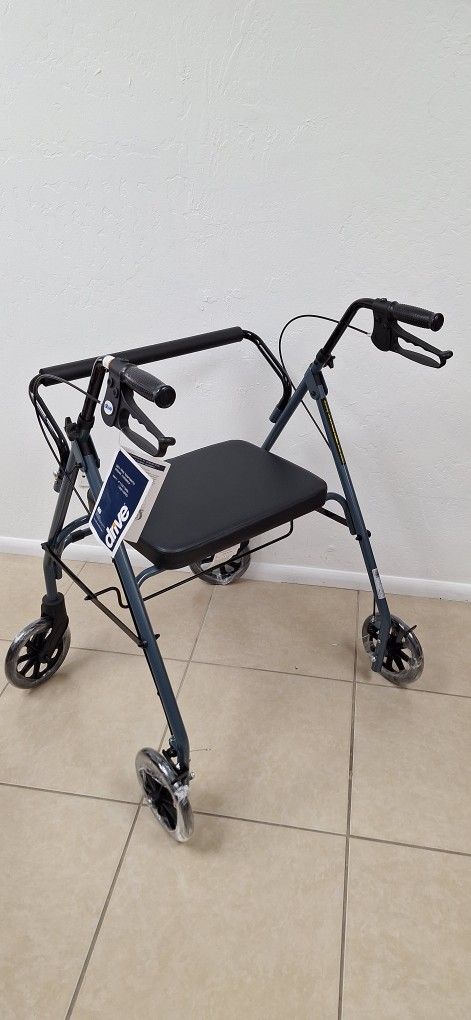 Bariatric Foldable Rollator Walker