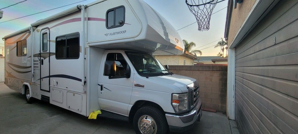 2012 Ford ECOLINE 450