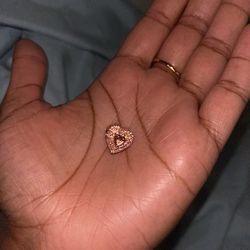 Sparkling heart charm