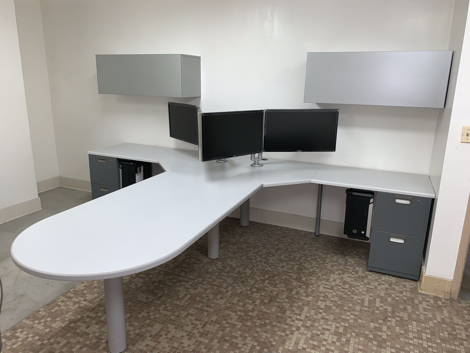 Desk- T Shape with a Bullet top and overhead bins #2