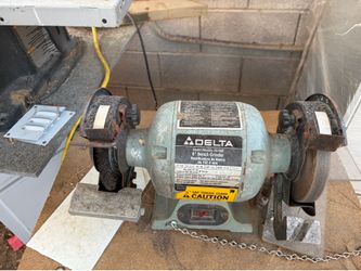 Delta Bench Grinder 6” 1/4 HP – Works Great