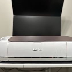 Cricut Maker