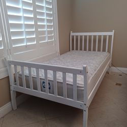Solid Wood Sturdy White Twin Bedroom Set Includes Twin Bedframe And Night Stand  Good Condition 