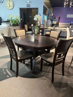Brown 5PC Round Dining Room Set
