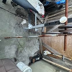 Old-school Bar Bells & FEW Weights