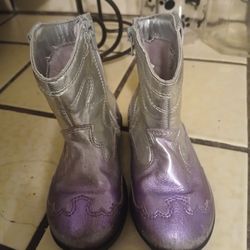 Kids Metallic Zip Up Boots Sz 7.