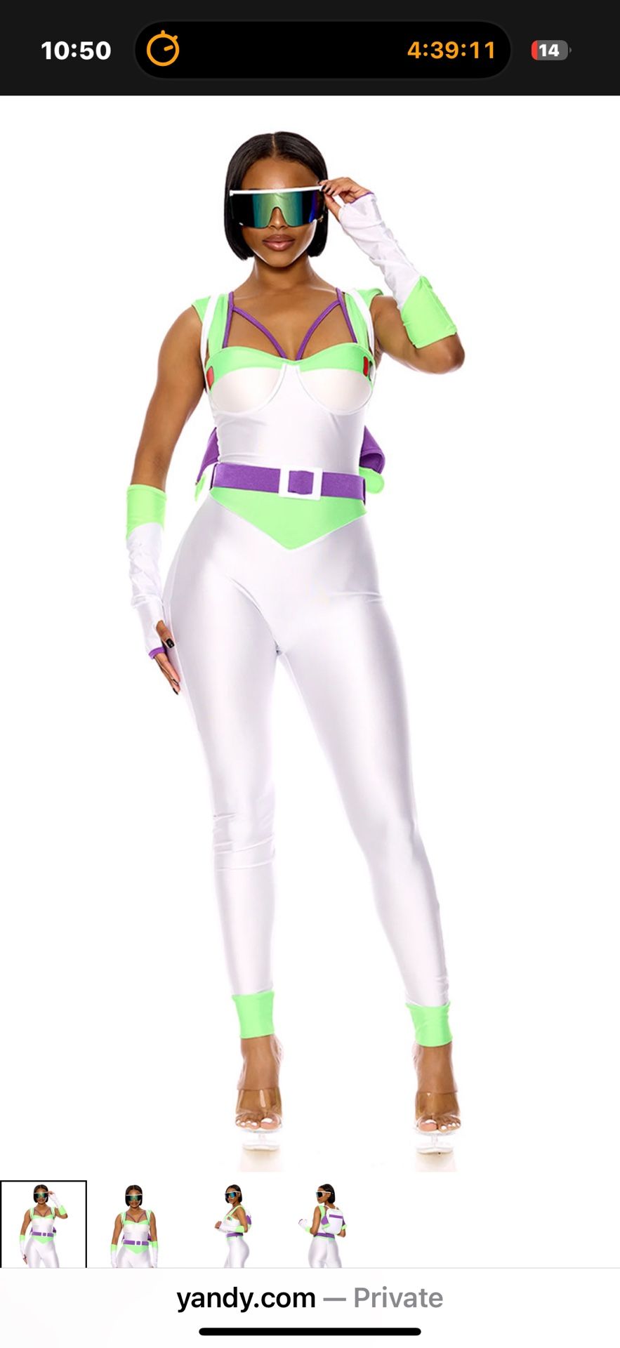 Fashion Nova Buzz