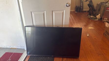 LG TV 4K 43" UHD smart Tv