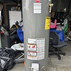 USED RHEEM 40 GALLON WATER HEATER 3 YR WARRANTY