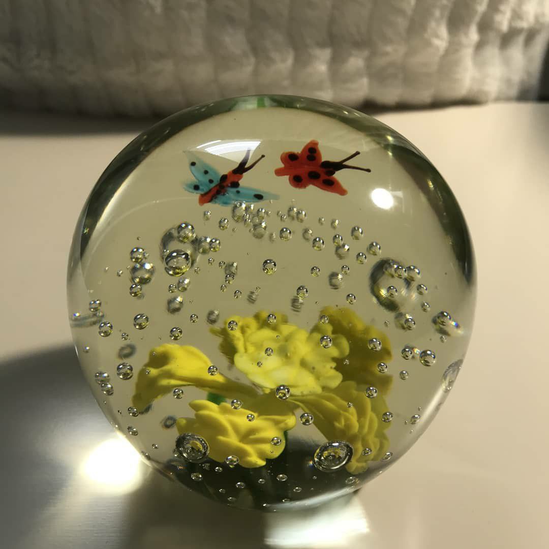 Glass paperweight with 2 butterflies