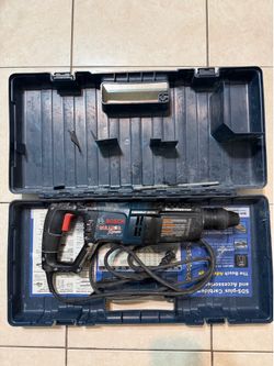 Bosch Bulldog Xtreme rotary hammer drill