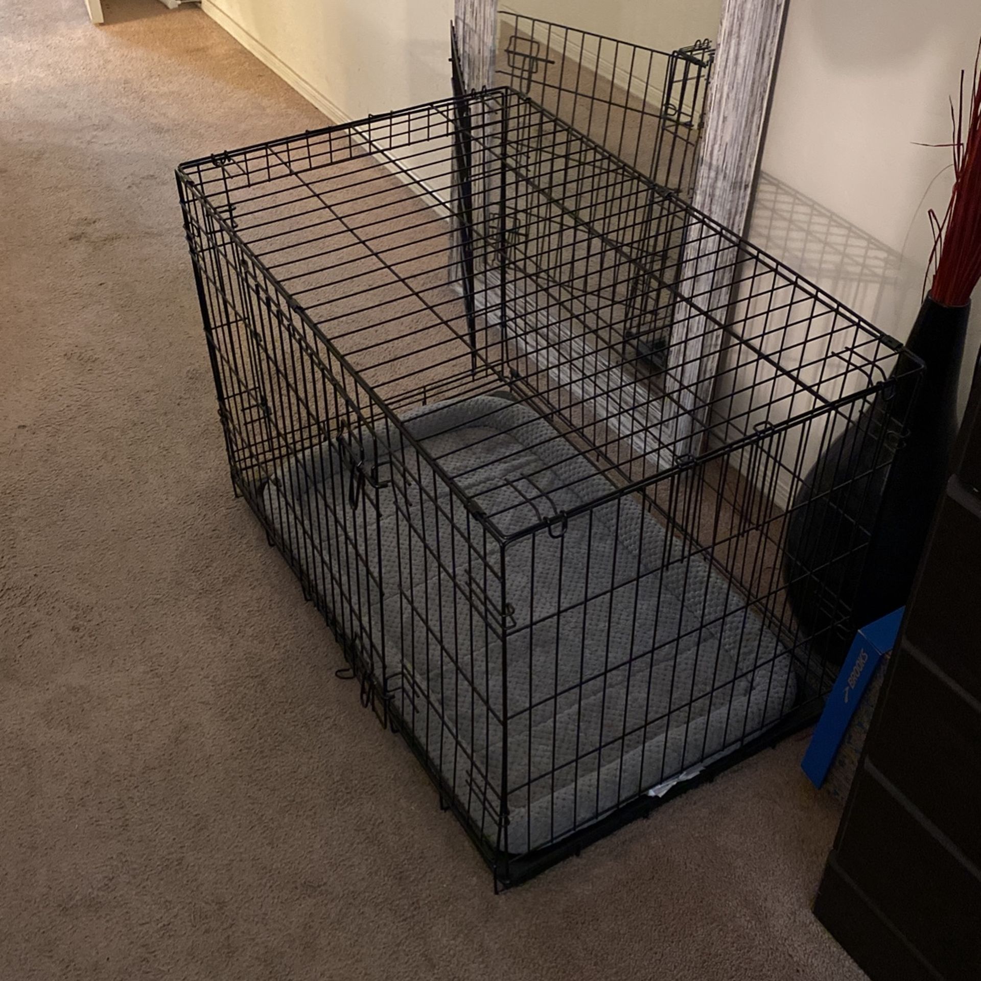 36x24x24 Dog Crate for Sale in Surprise, AZ OfferUp