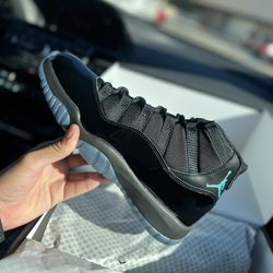 jordan 11 size 9.5 