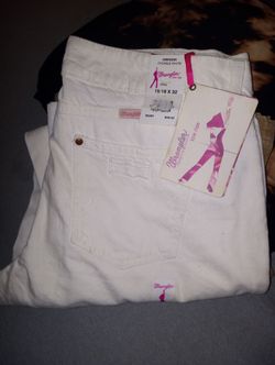 Wrangler/Low rise white Jean pants