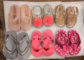 Girls sandals