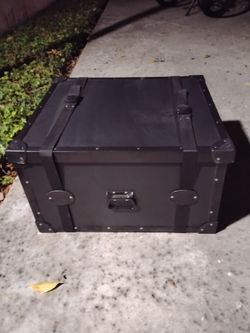 Heavy Duty  padded Moving Box
