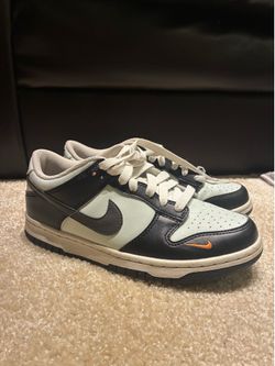 Nike Women’s 6 “Black Total Orange Mini Swoosh” Dunk Low