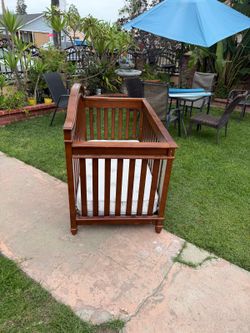 Europa Baby Crib