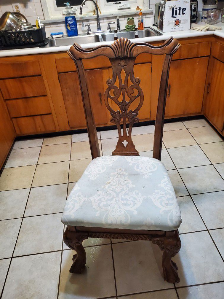 Antique Chippendale Chairs 
