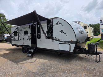 2022 FOREST RIVER CHEROKEE