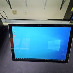 Microsoft Surface Pro 4 Tablet Core I7 