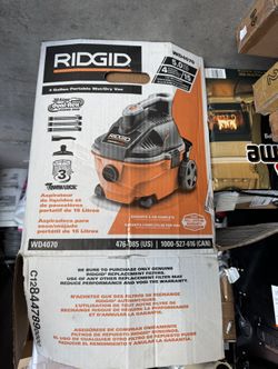 Ridgid 4 gallon portable wet/dry vac
