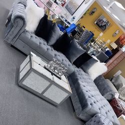 New Large Velvet Sectional 125x90 (black,blue,grey)