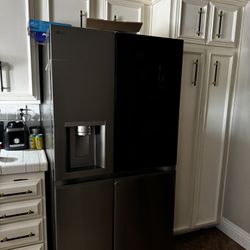 LG Refrigerator For Sale
