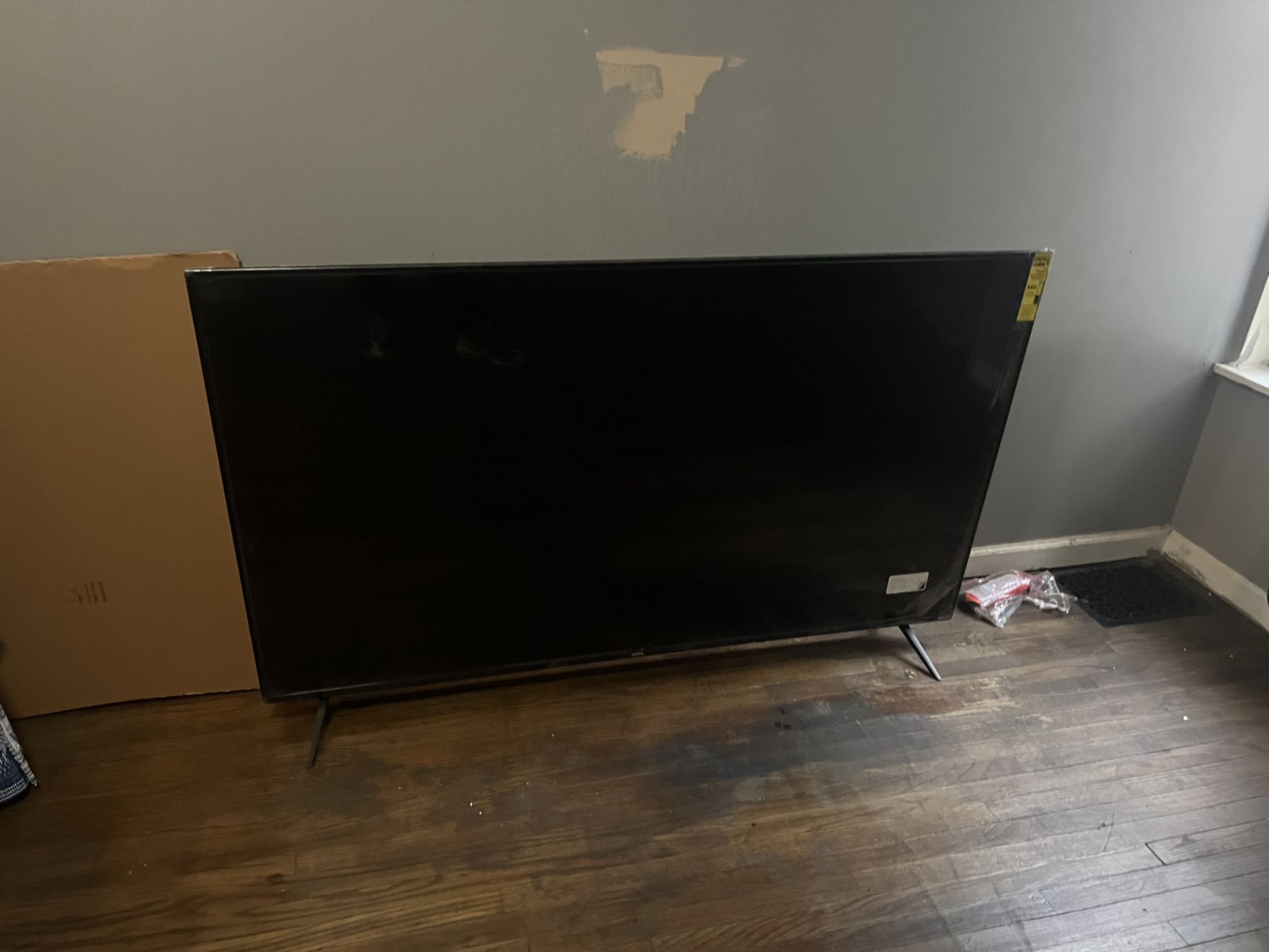 75” Roku Tv