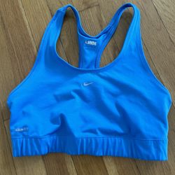Nike Fit Sports Women’s Top Small Size