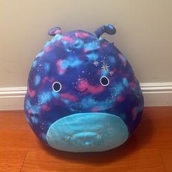 Alien squishmallow plushie