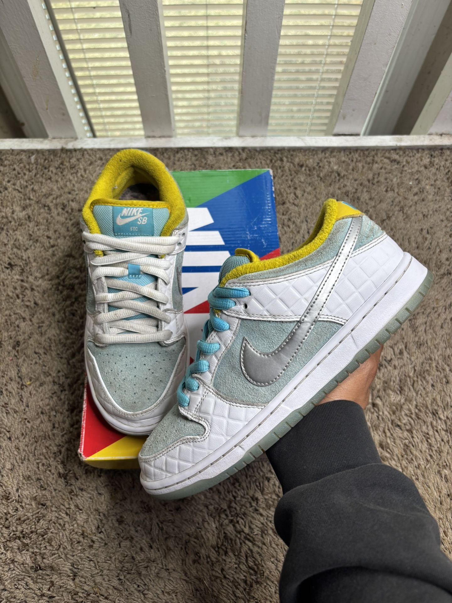 Nike SB Dunk Low FTC Lagoon Pulse