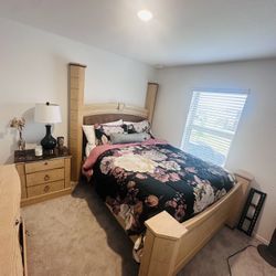 Complete Bedroom Set For Sale w/55” LG TV Included $500