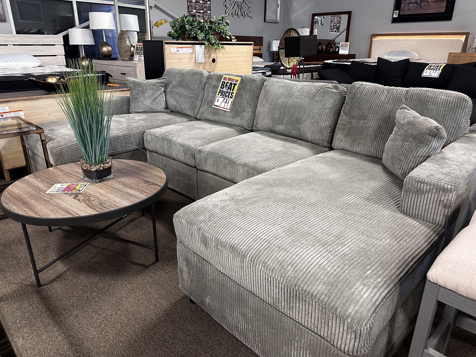 Stunning Sectional! $699 🩶🚨 More Colors Available!