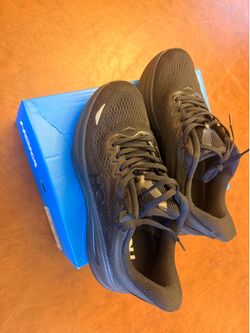 Hoka Bondi 9 men’s size 9.5D