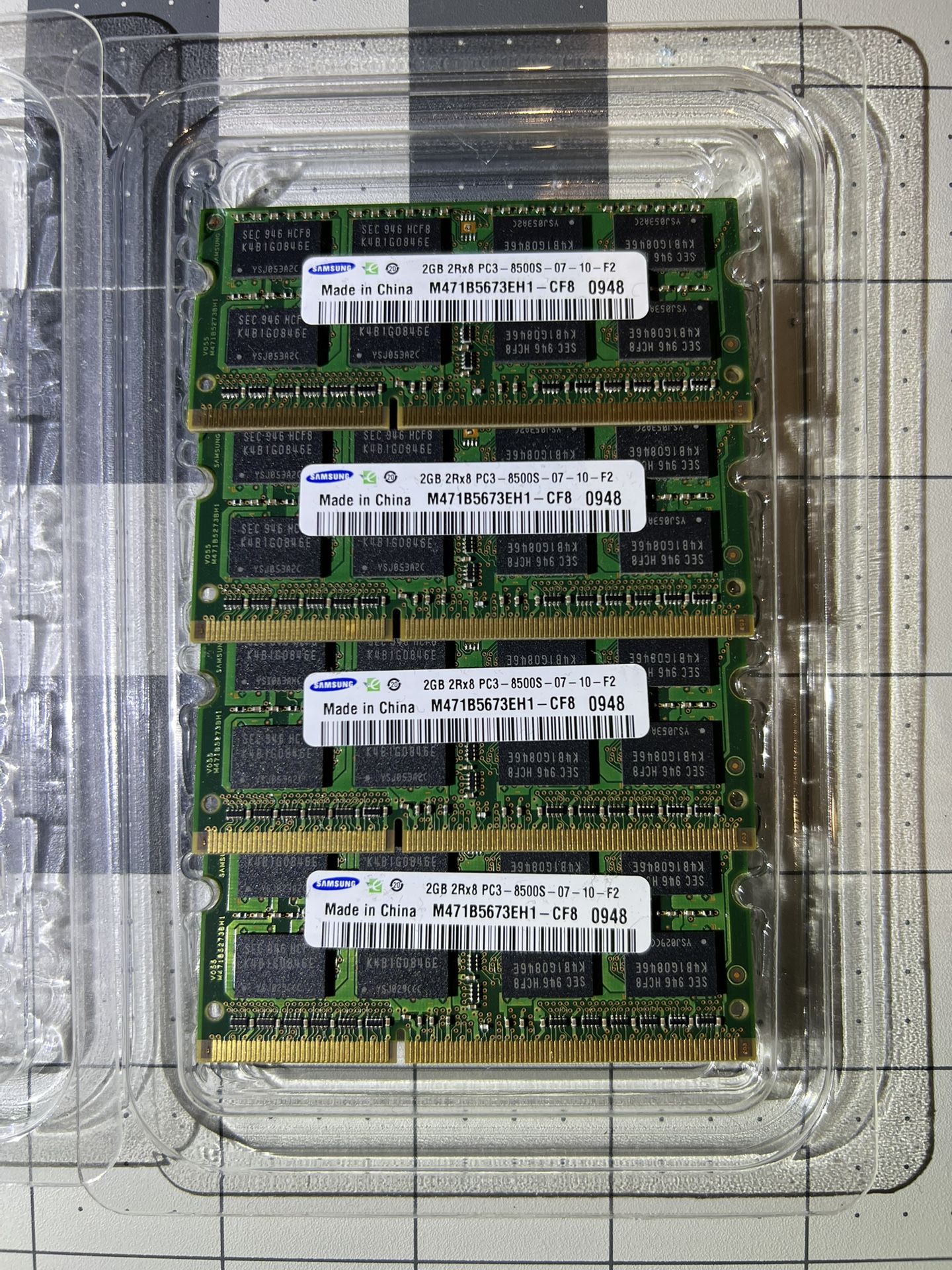 Apple/Samsung part number M471B5673FH0-CF8 in New condition Samsung 2GB 2Rx8 PC3-8500s-07-10-F2 M471B5673FH0-CF8