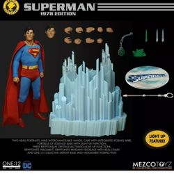 Mezco DC 1:12 Collective Superman 1978 Christopher Reeve Classic Superman NEW & Sealed