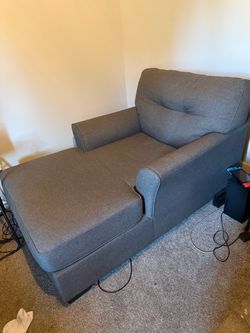Ashley Furniture Mahoney Chaise